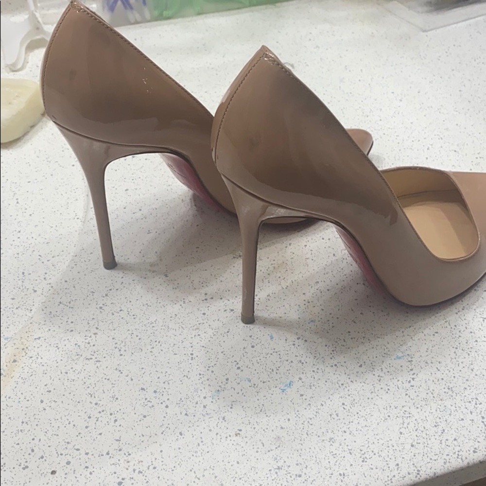 Shoes 👠 - Picture 4 of 4